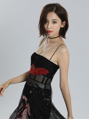 古力娜扎透视裙棚拍